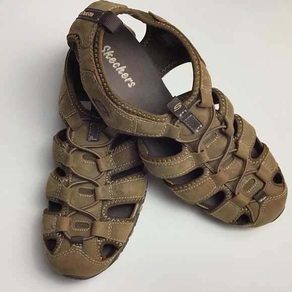 sketchers hiking sandals